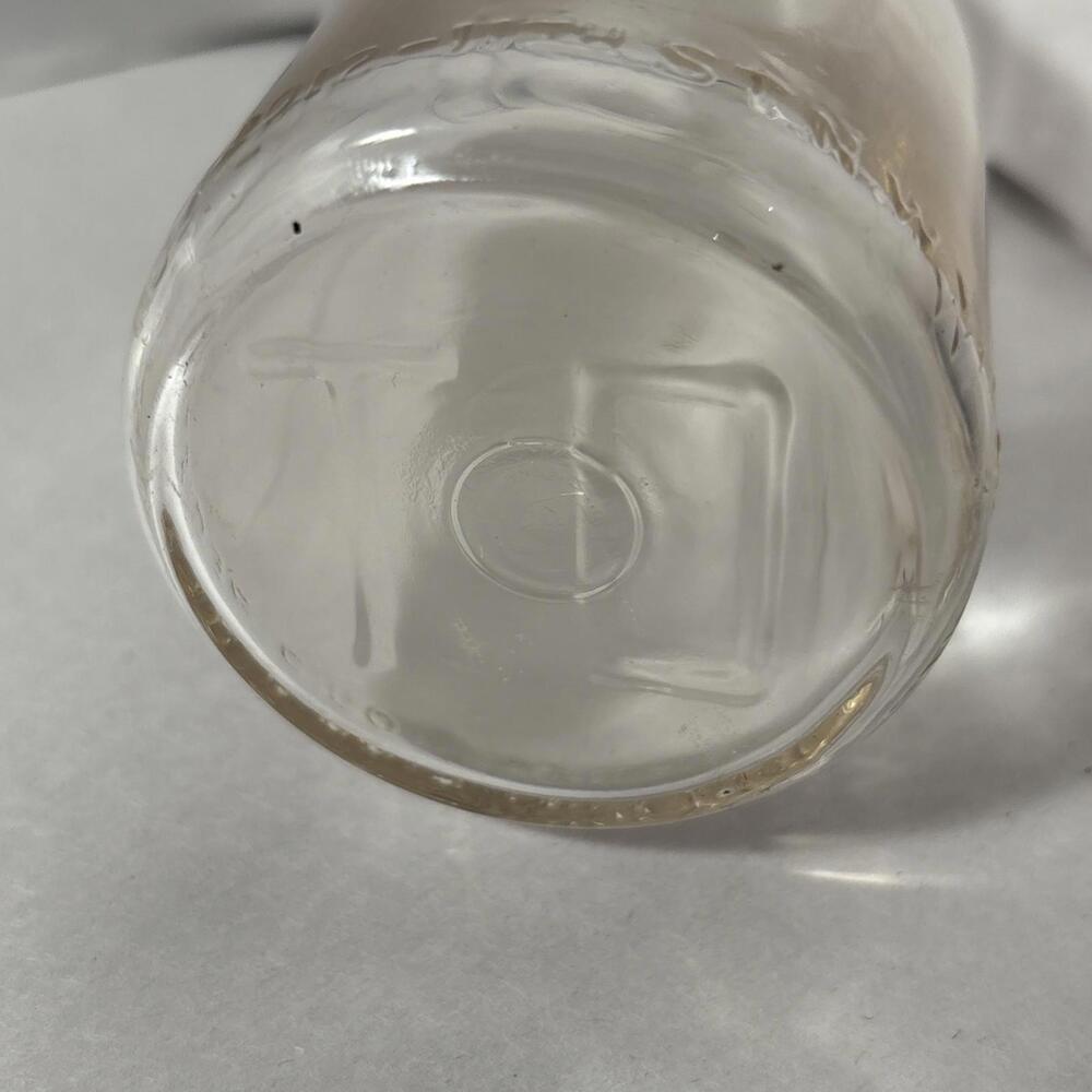 Vintage Thompson Dairy 5.5 in. Glass Milk Bottle Half Pint Jar Dairy Cow USA - Picture 3 of 7